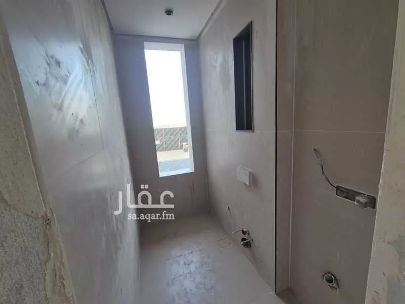 شقة 7 غرف في طيبة 3
