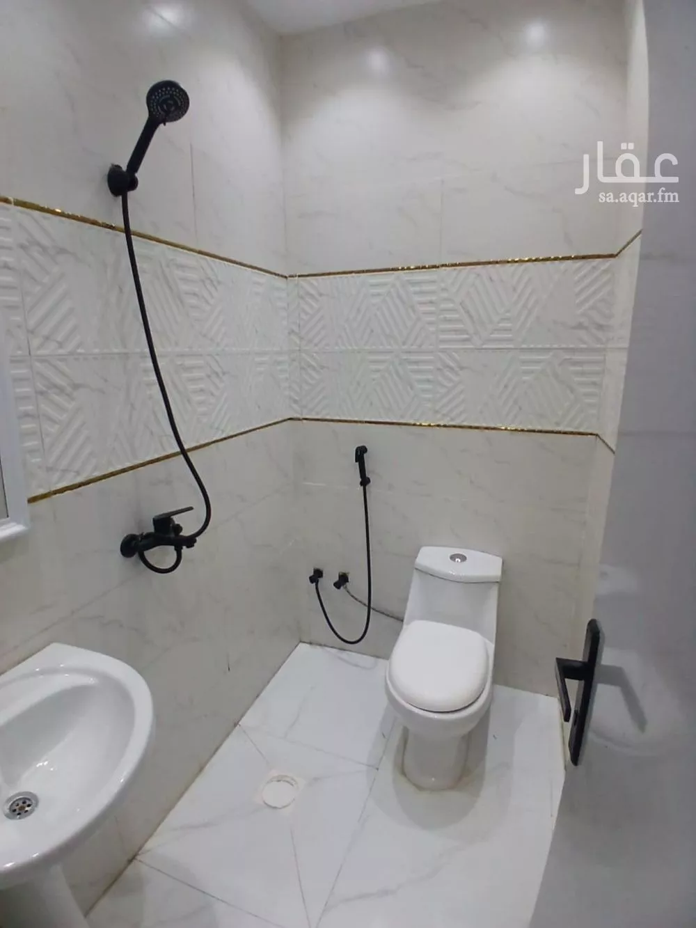 شقة 1 غرف في العارض 7