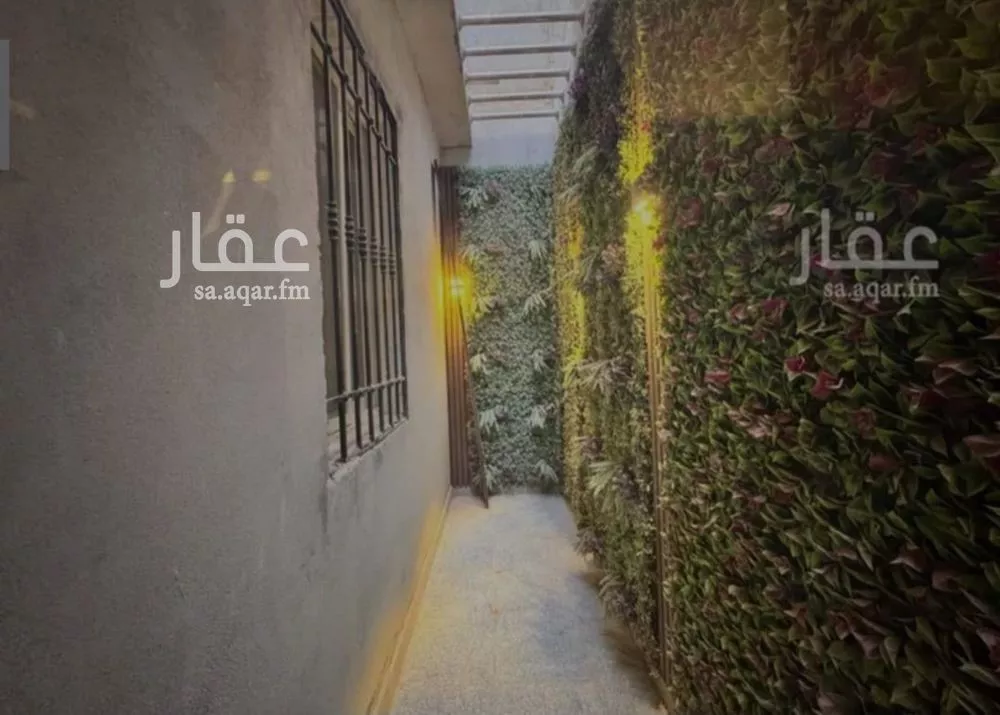 فيلا 4 غرف في الشرق 18