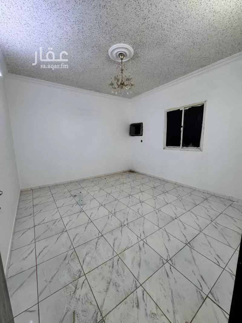 شقة 3 غرف في الرمال 4