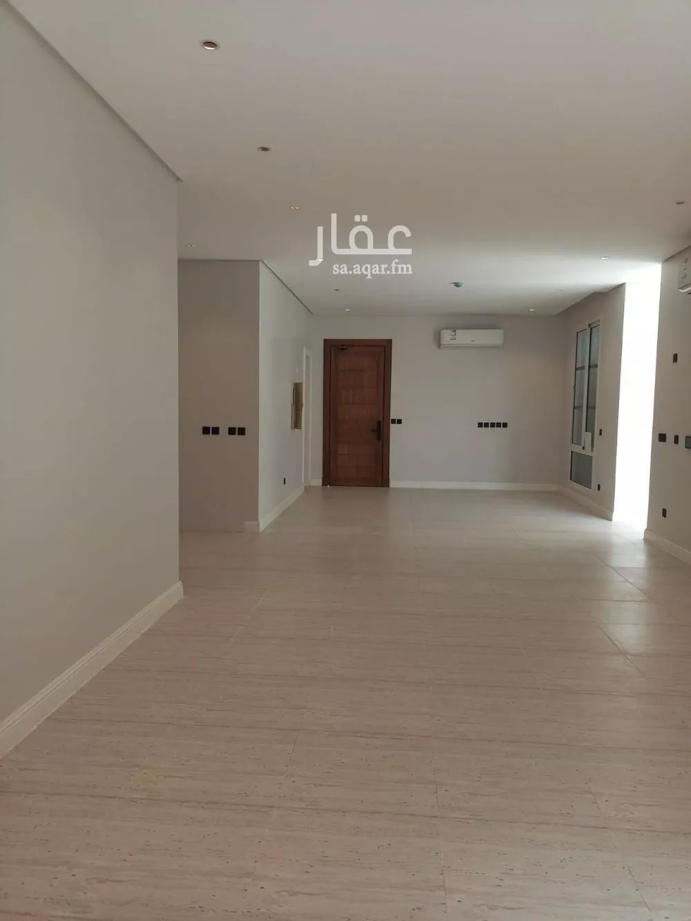 شقة 4 غرف في العارض 18