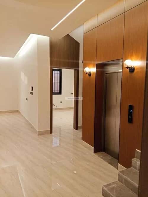 5 bedroom villa in Al Rimal 9