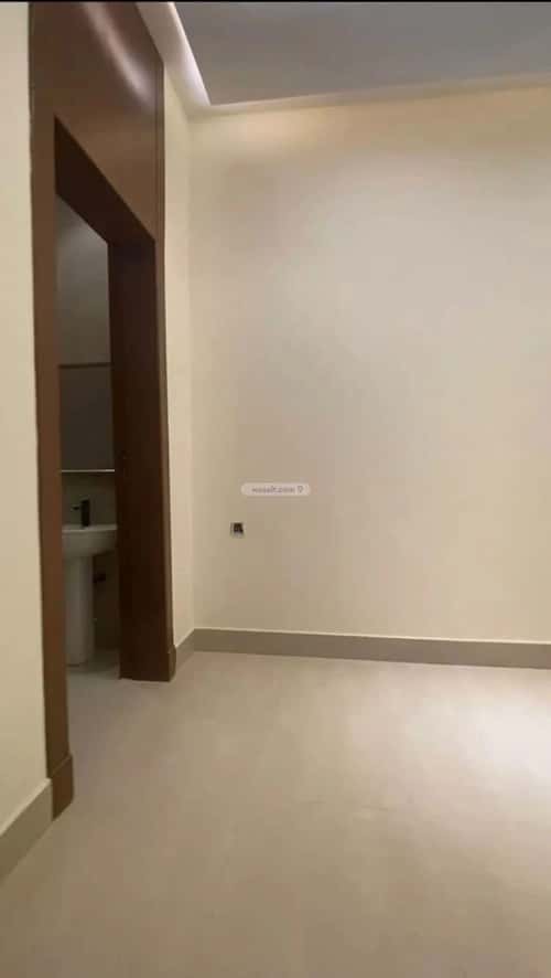 فيلا 5 غرف في عكاظ 3