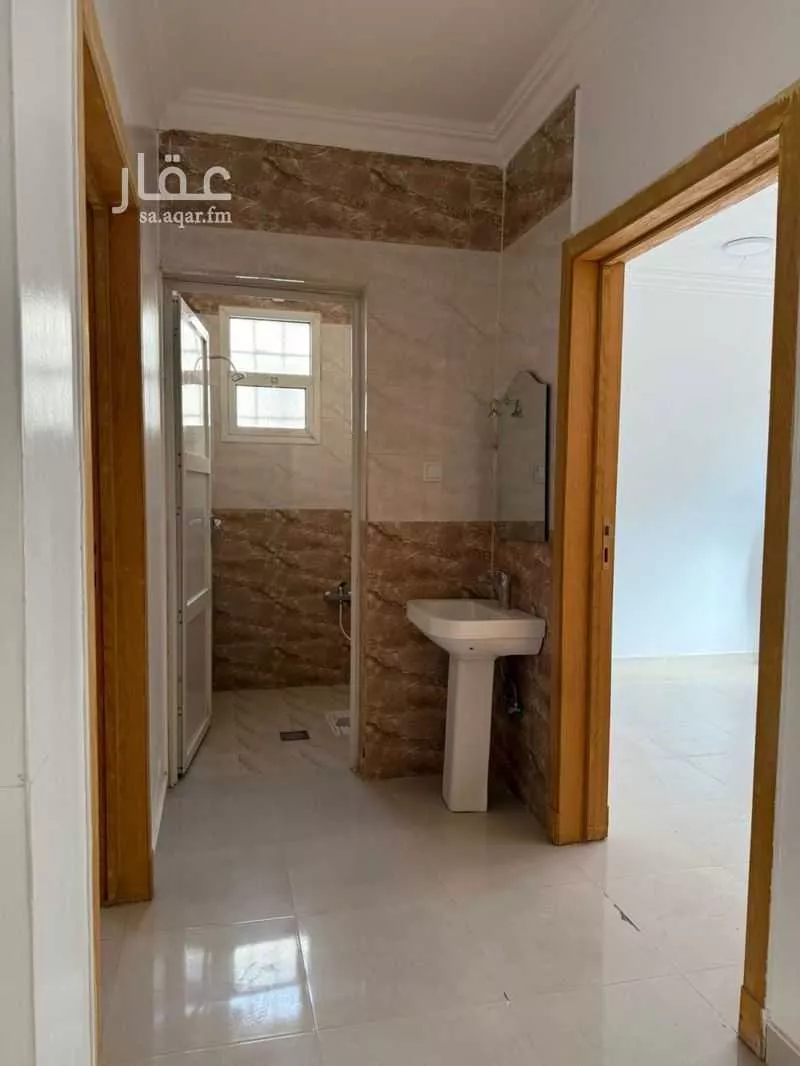 3 bedroom apartment in Al Rimal 6