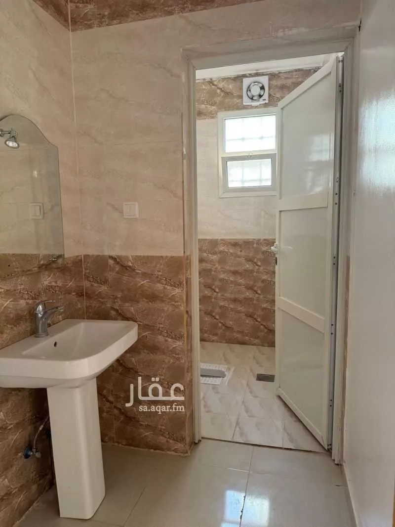 3 bedroom apartment in Al Rimal 4