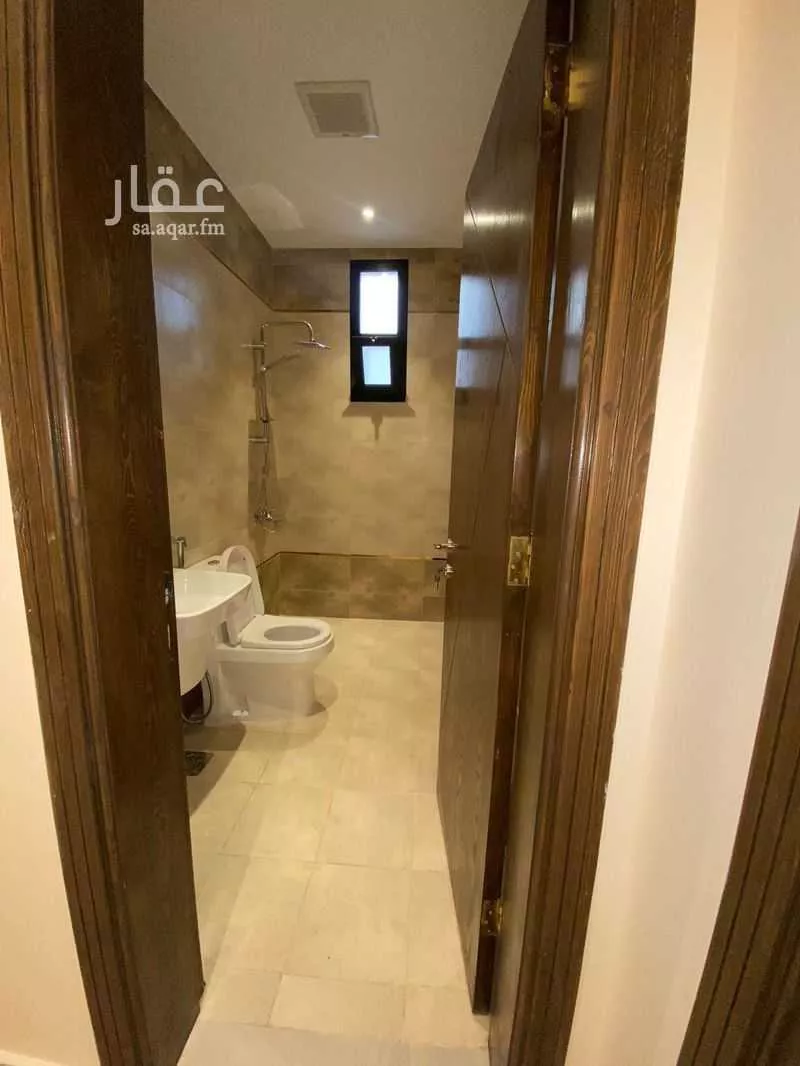 شقة 4 غرف في الواحة 8