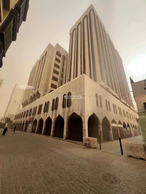 مكتب 94 م² في البلد 10