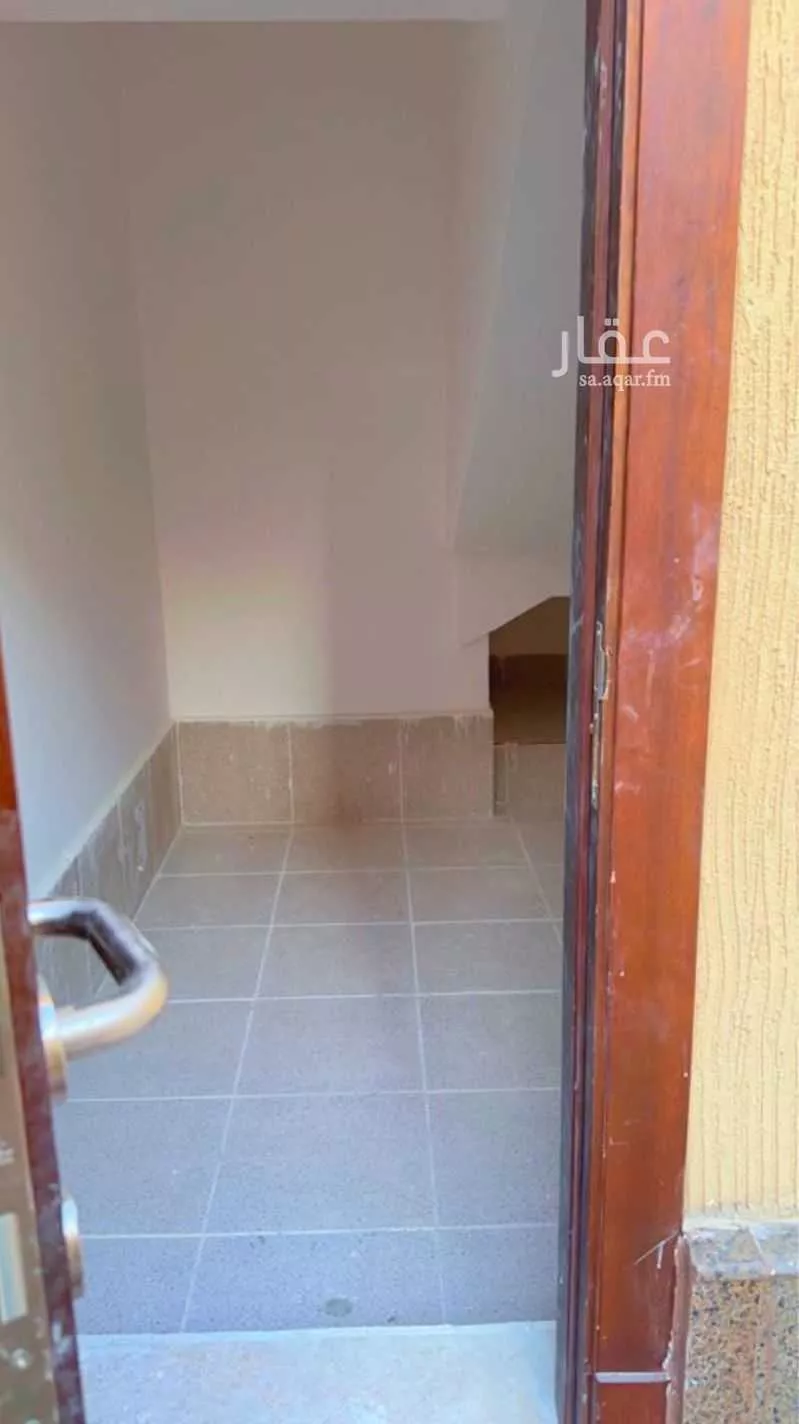 فيلا 4 غرف في الأمل 6