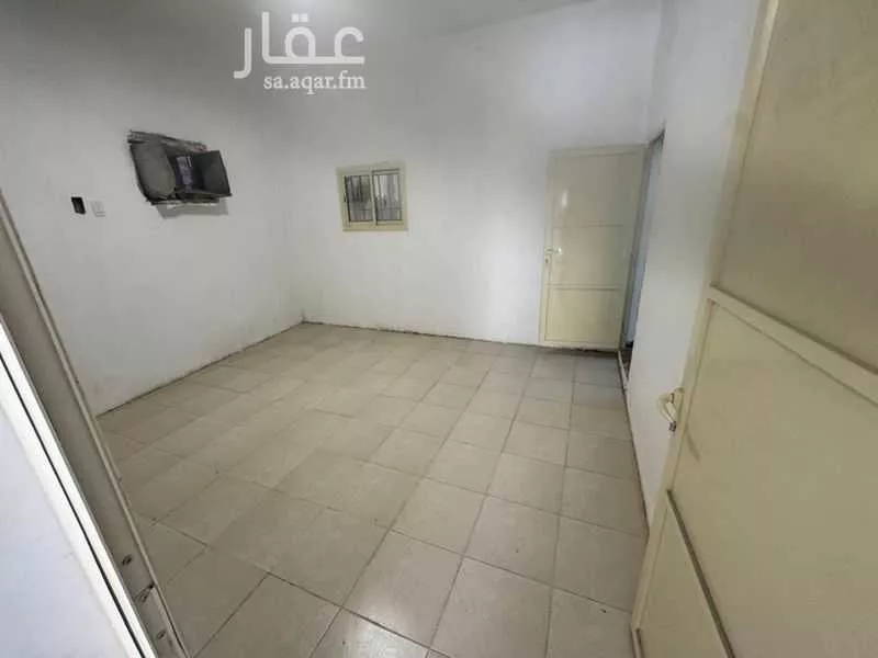 عمارة 241 م² في العدامة 6