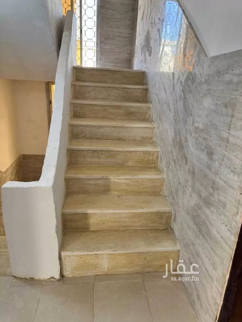 عمارة 241 م² في العدامة 3