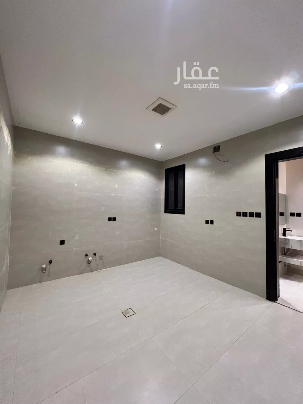 5 bedroom floor in Namar 7
