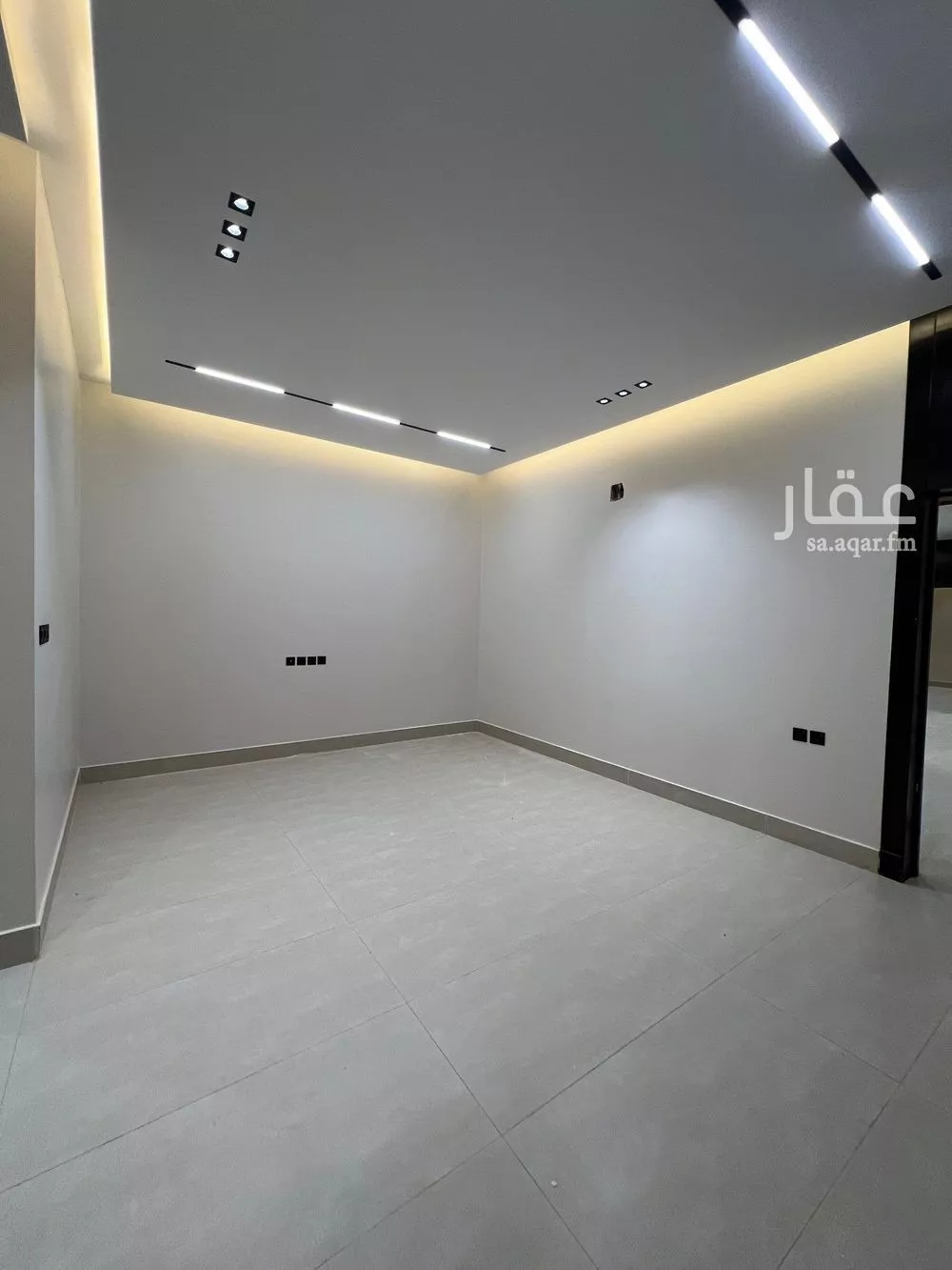 5 bedroom floor in Namar 4