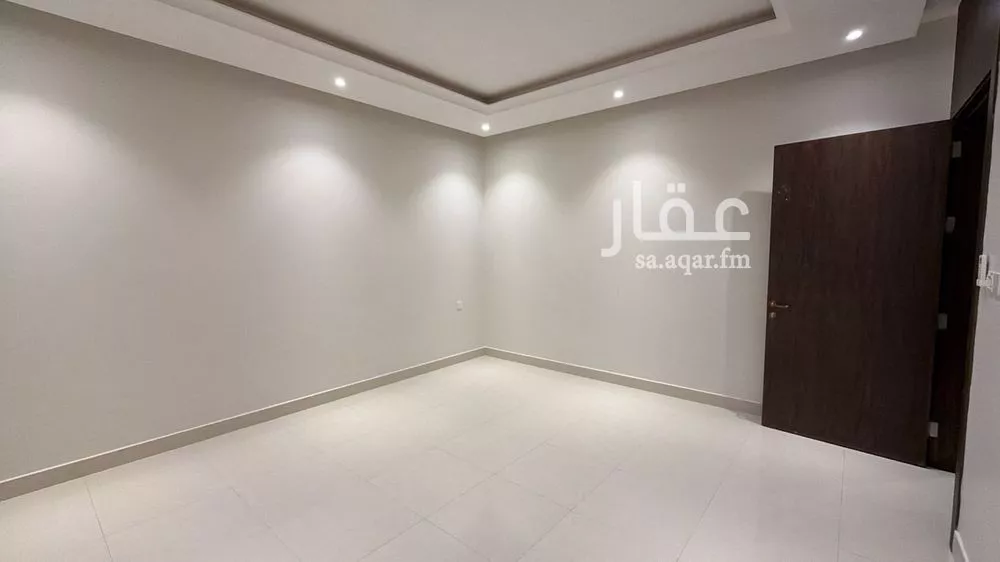 دور 3 غرف في الملقا 3