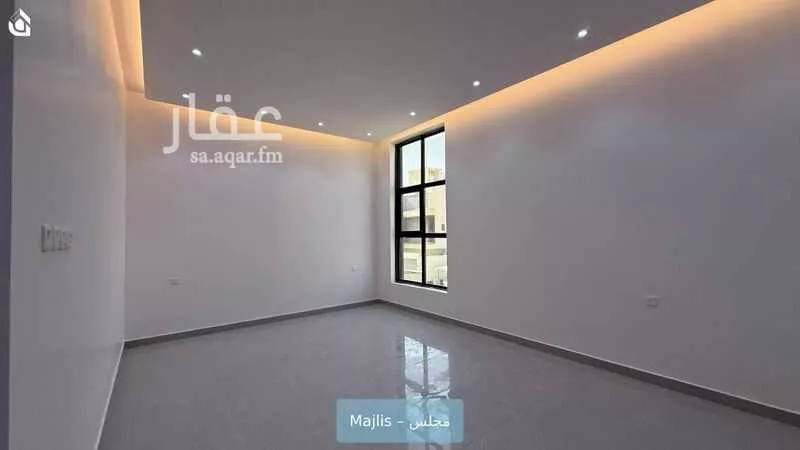 3 bedroom floor in Al Aridh 4
