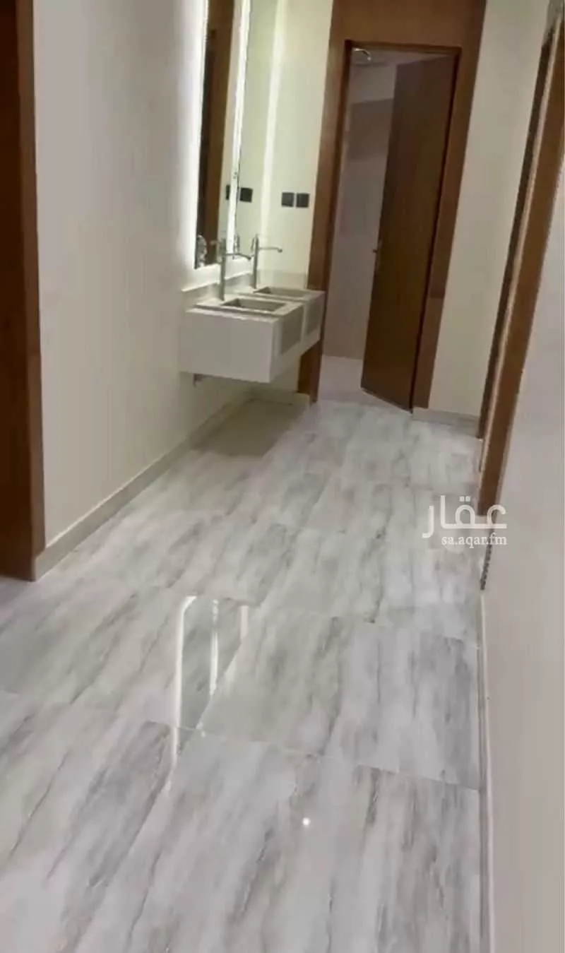5 bedroom floor in Al Rimal 8