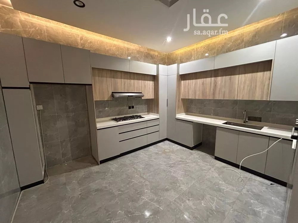 دور 5 غرف في عكاظ 23