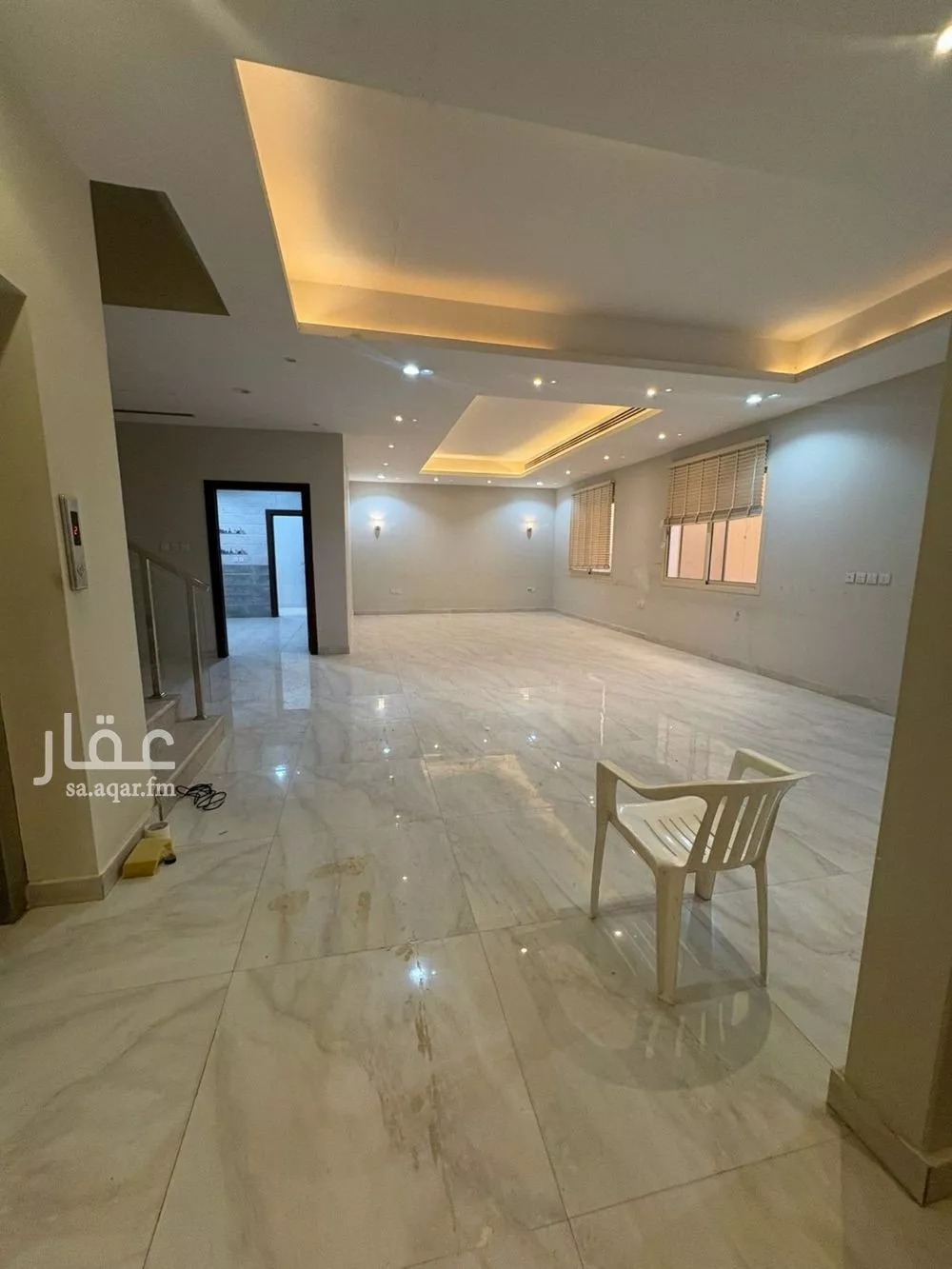 فيلا 6 غرف في الياسمين 21