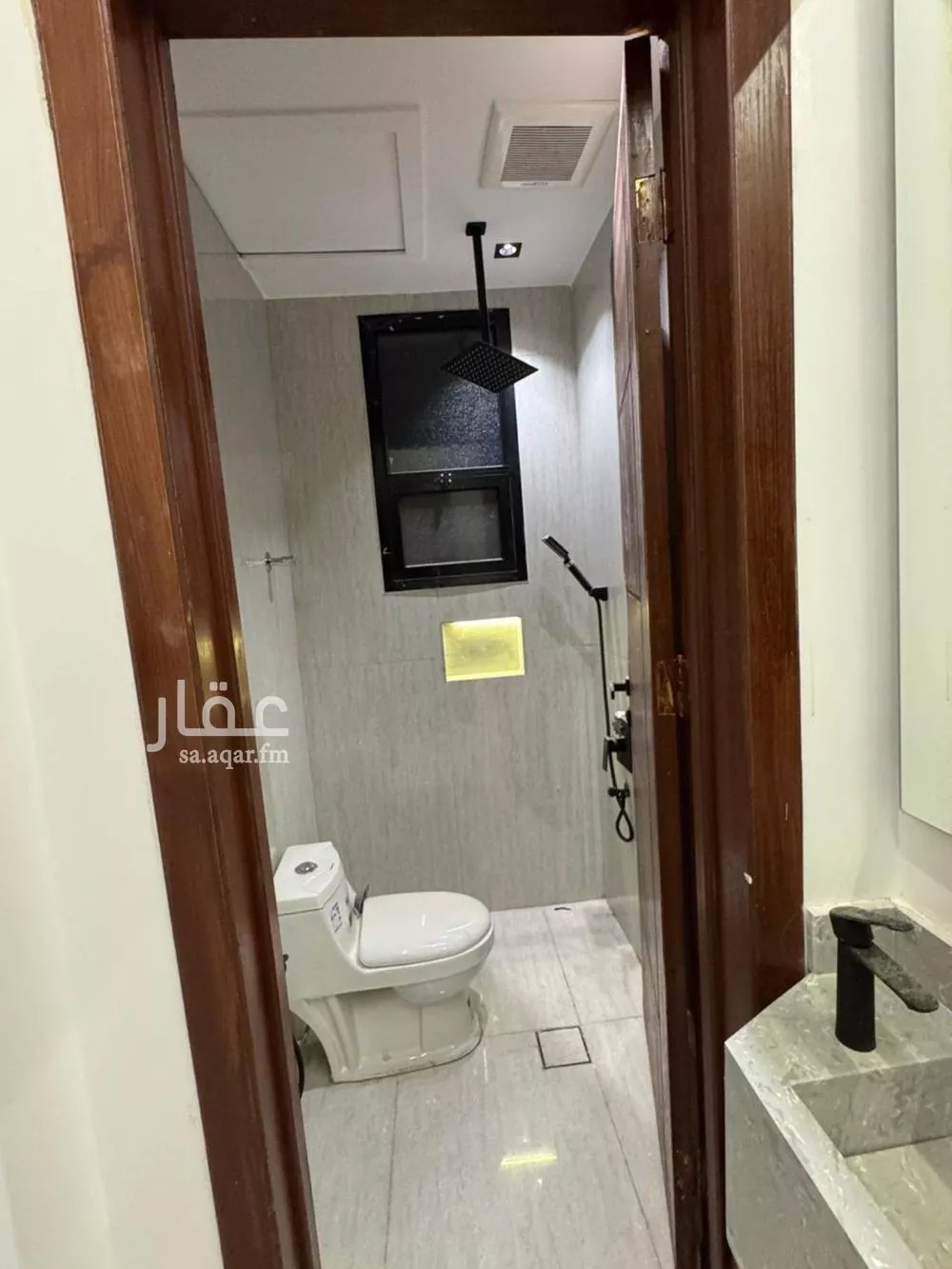 فيلا 5 غرف في طويق 12