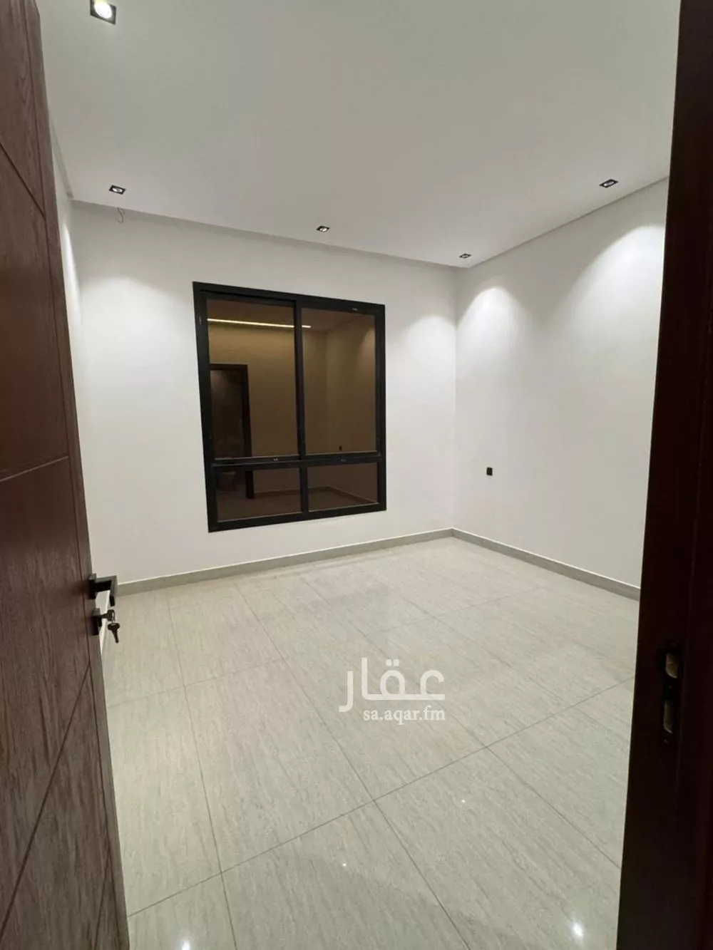 فيلا 5 غرف في طويق 4