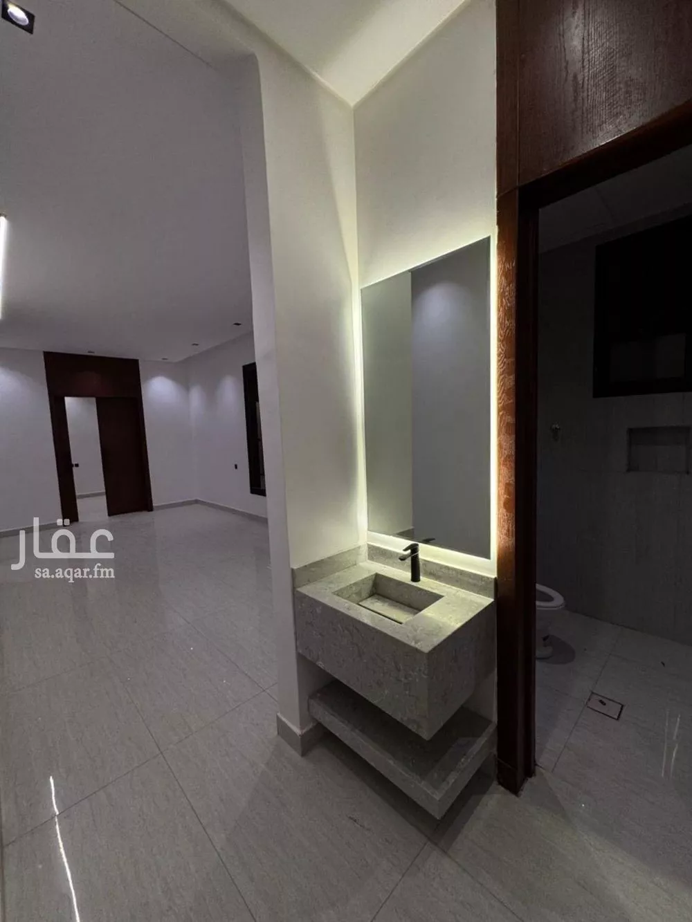 فيلا 5 غرف في طويق 18