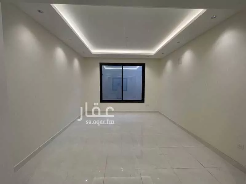 5 bedroom villa in Al Janadriyah 10