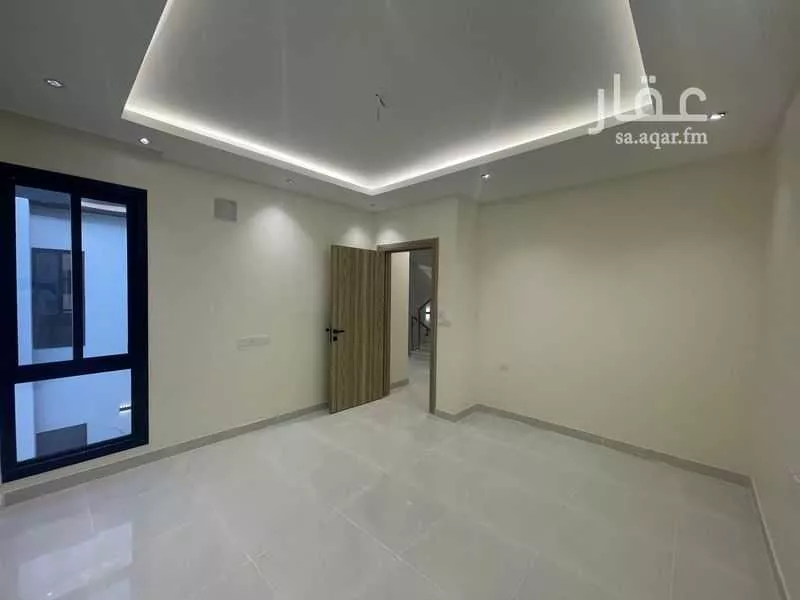 5 bedroom villa in Al Janadriyah 28