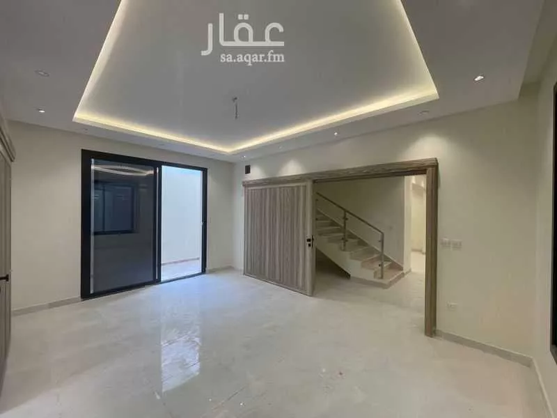 5 bedroom villa in Al Janadriyah 14