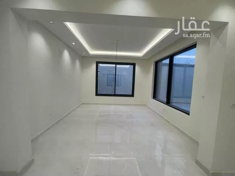 5 bedroom villa in Al Janadriyah 12
