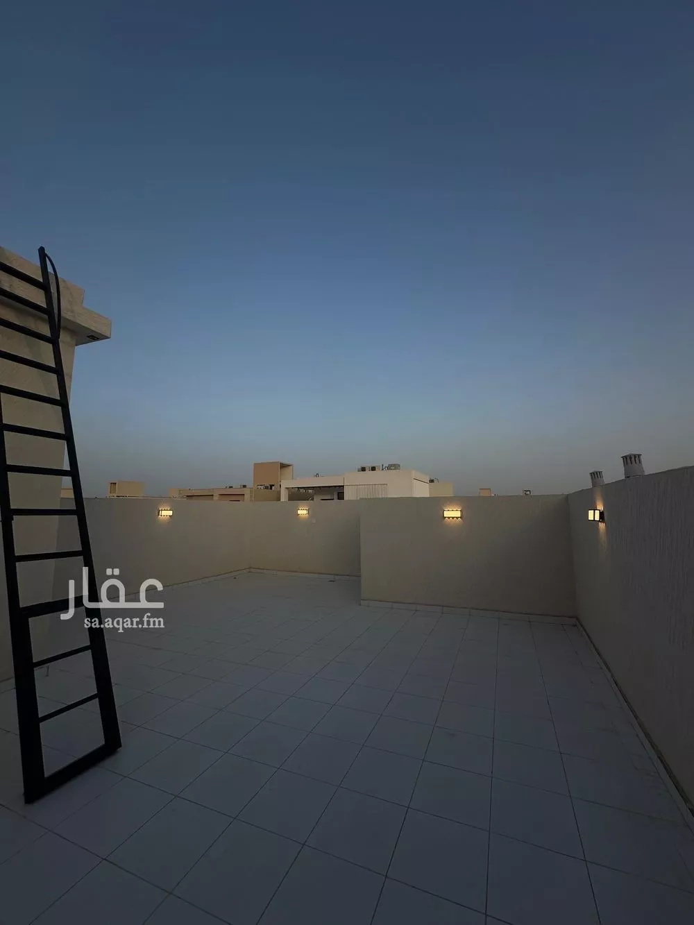 فيلا 6 غرف في المهدية 9