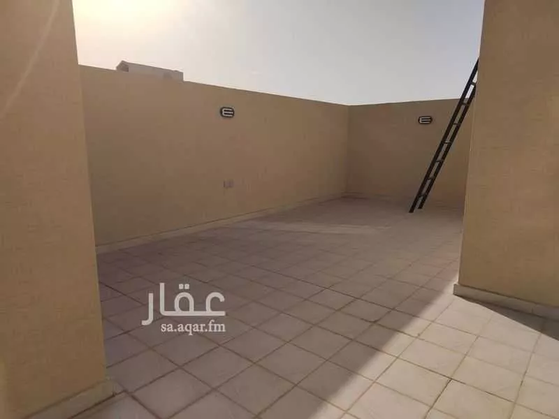 دور 2 غرف في العارض 8