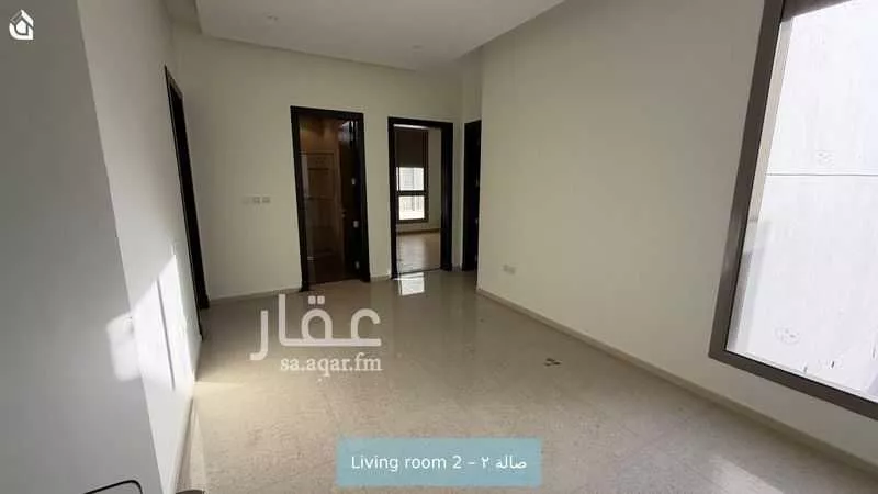 فيلا 4 غرف في العارض 19