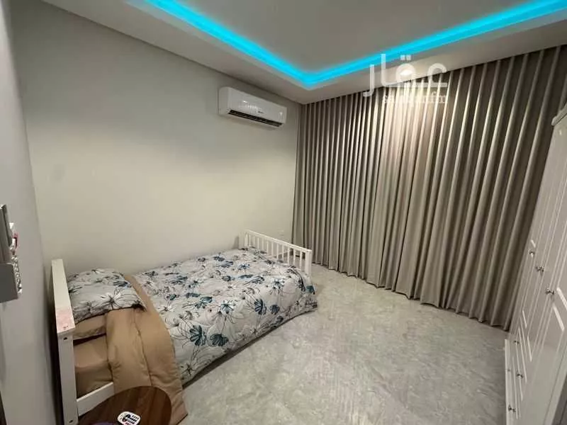 4 bedroom villa in Al Sahafah 7