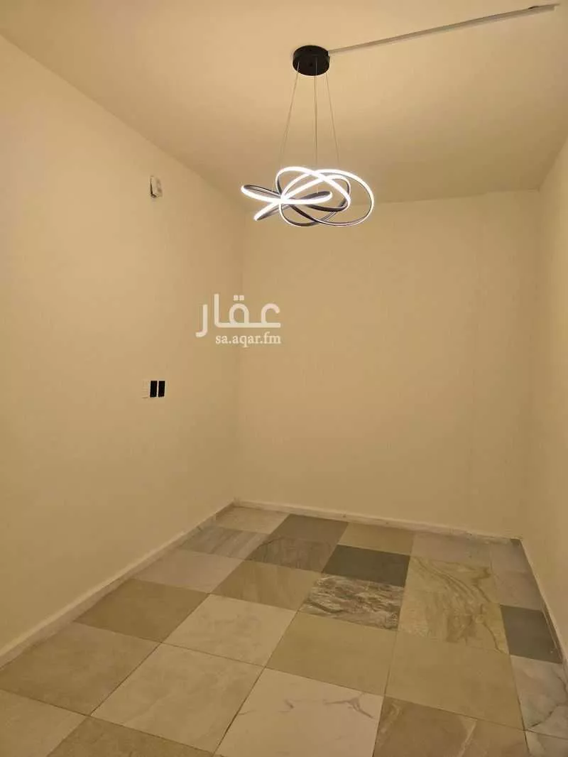 2 bedroom apartment in Al Rawdah 4