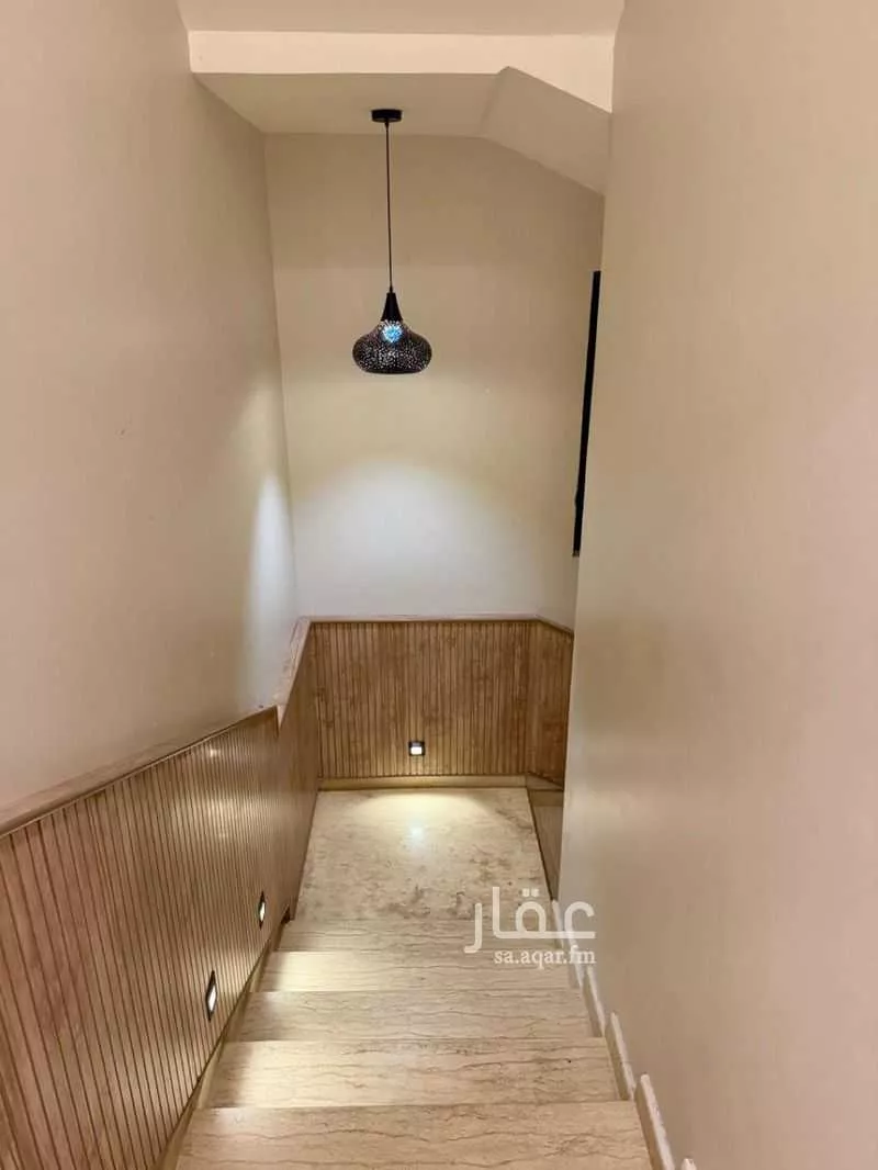 فيلا 8 غرف في الملز 13