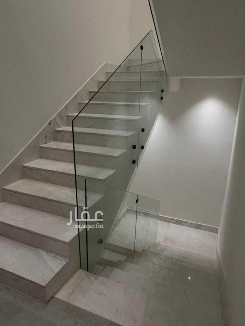 5 bedroom villa in Al Safa, Riyadh 10