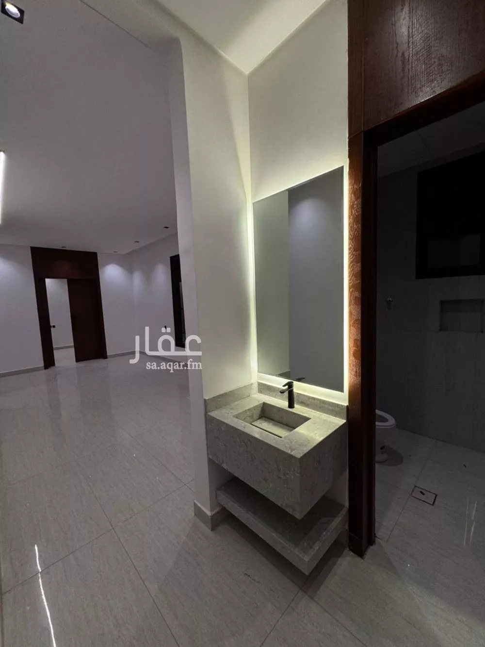 فيلا 5 غرف في طويق 8