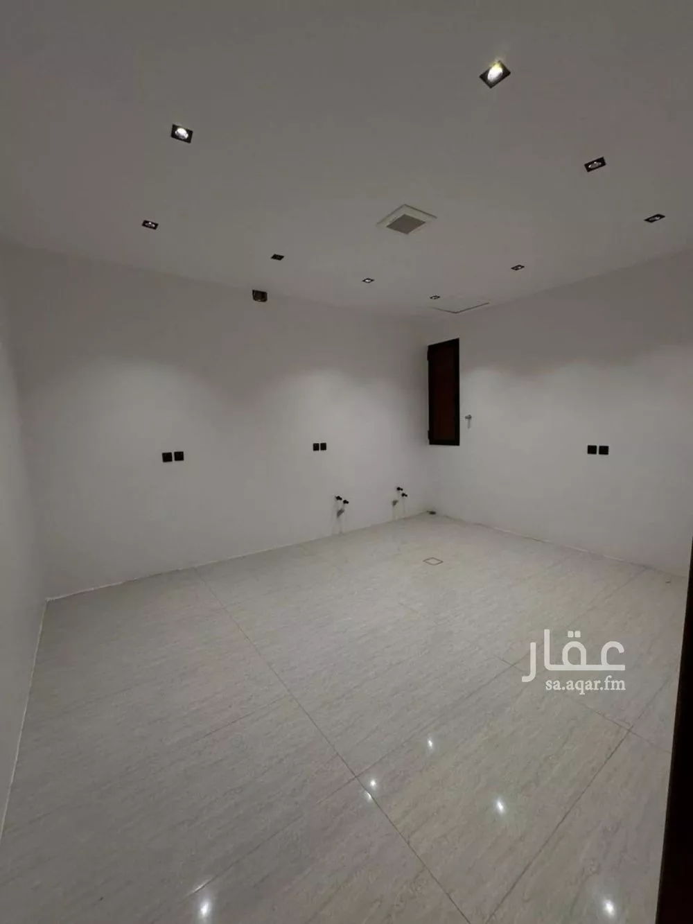 فيلا 5 غرف في طويق 11