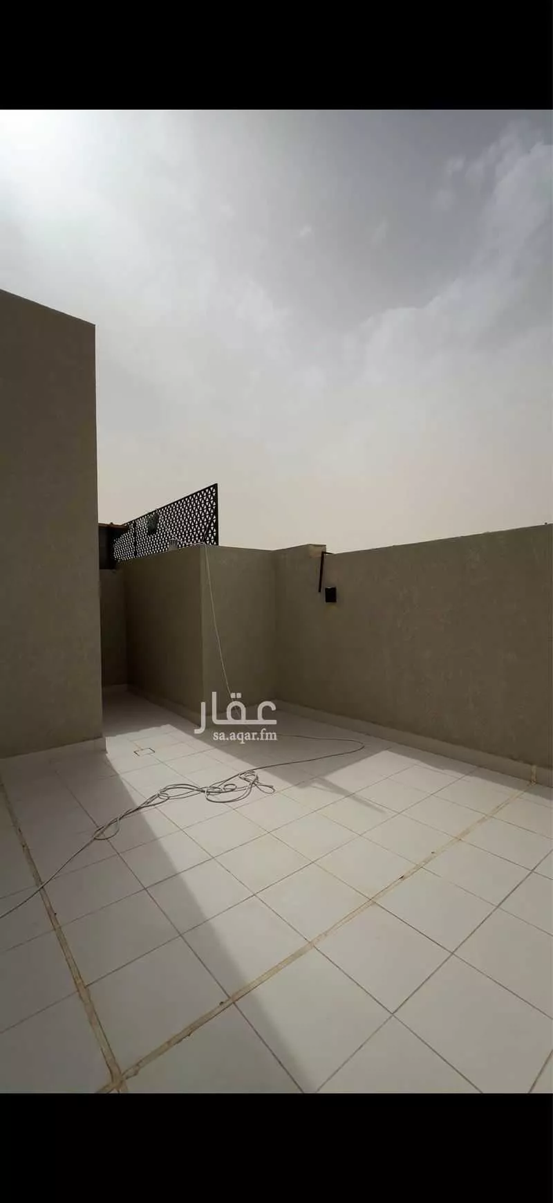 دور 2 غرف في العارض 10