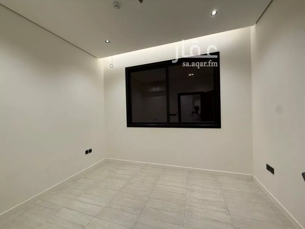 3 bedroom apartment in Al Qairawan 7