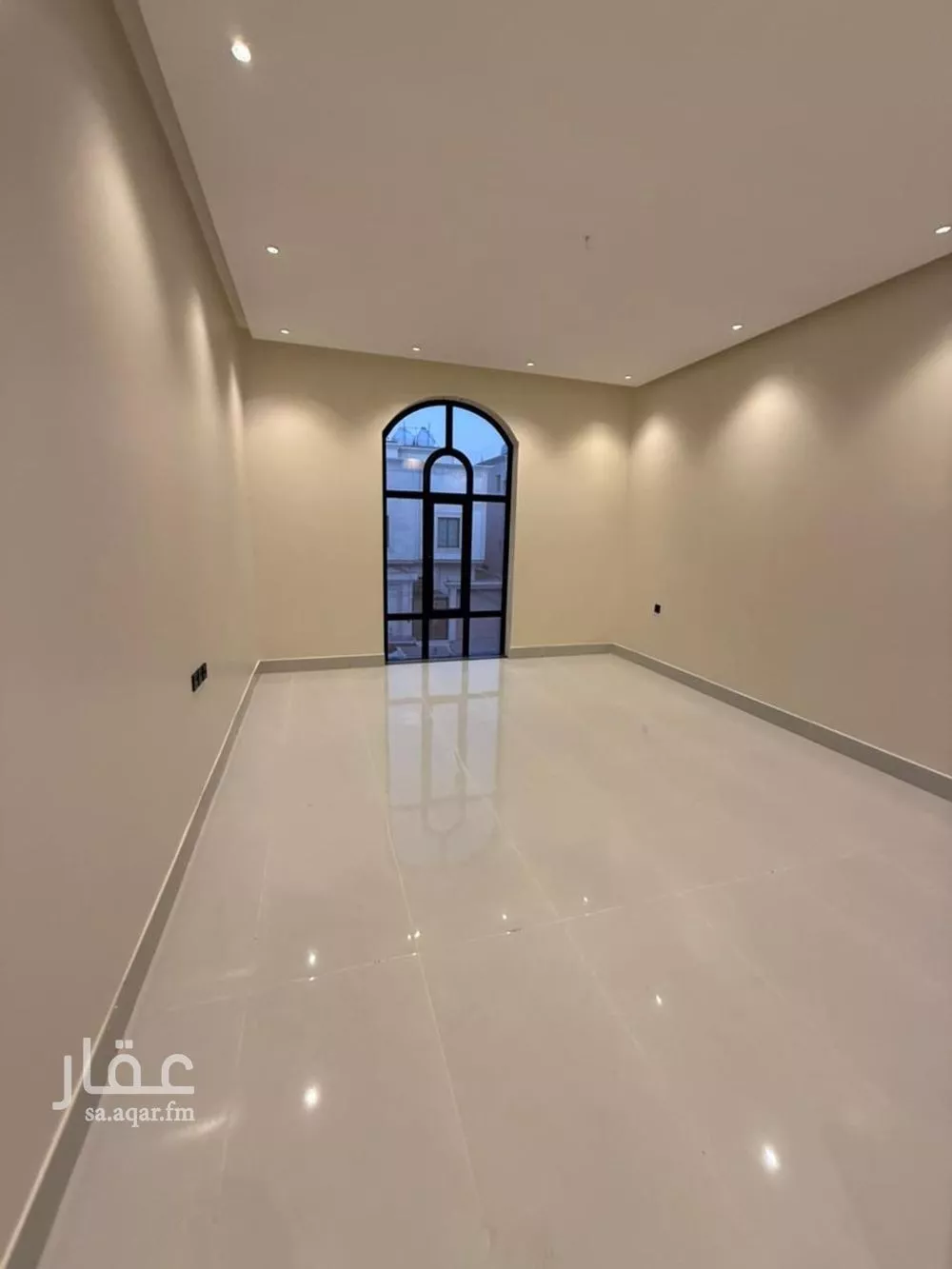 فيلا 6 غرف في الصواري 2
