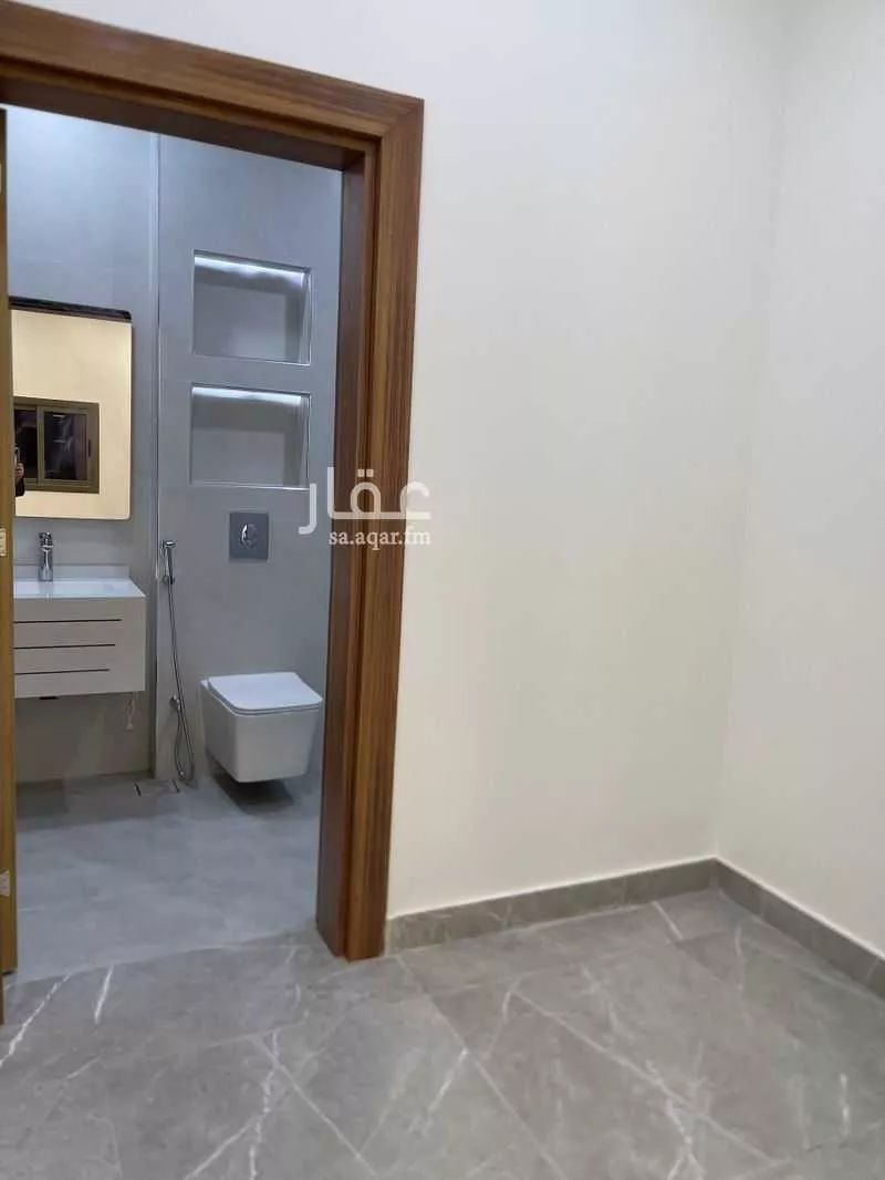 فيلا 12 غرف في الشراع 21