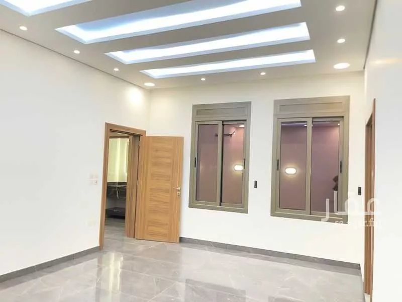 فيلا 12 غرف في الشراع 8