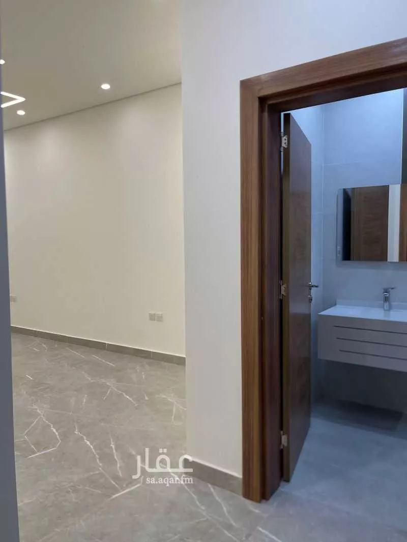 فيلا 12 غرف في الشراع 17