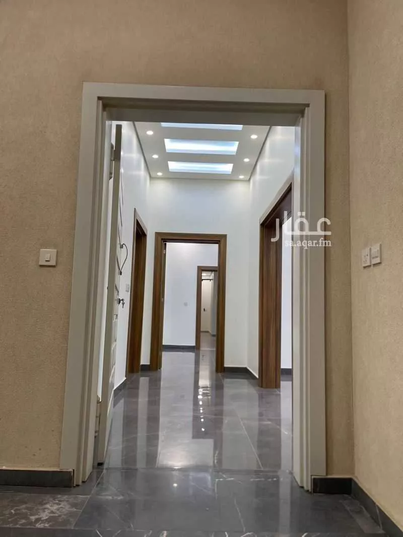 فيلا 12 غرف في الشراع 5