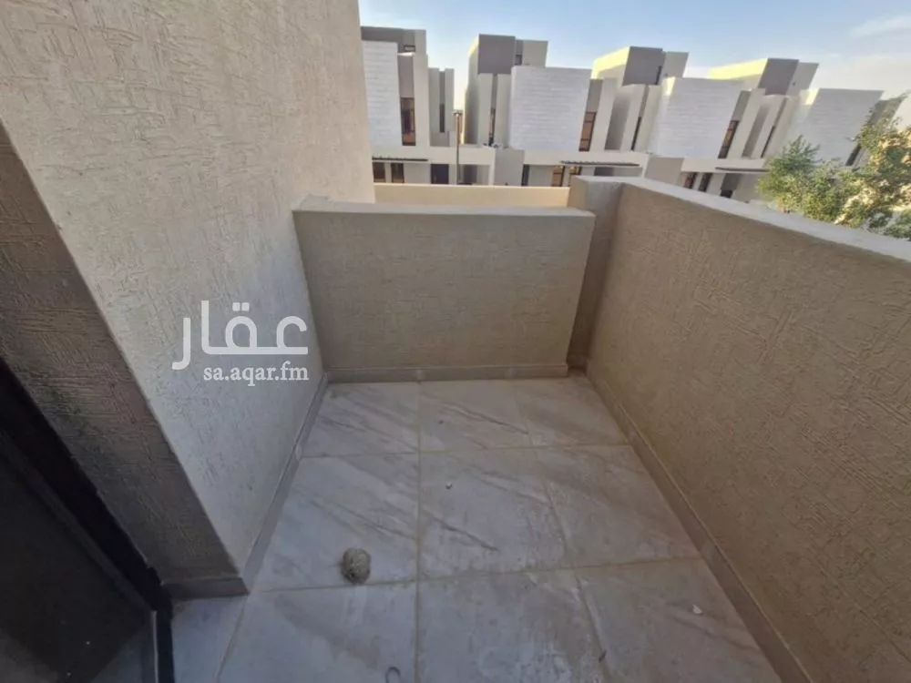 فيلا 3 غرف في سدرة 24
