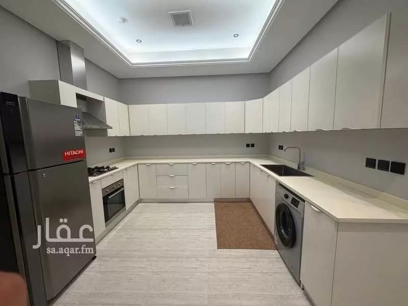 شقة 3 غرف في النخيل 2