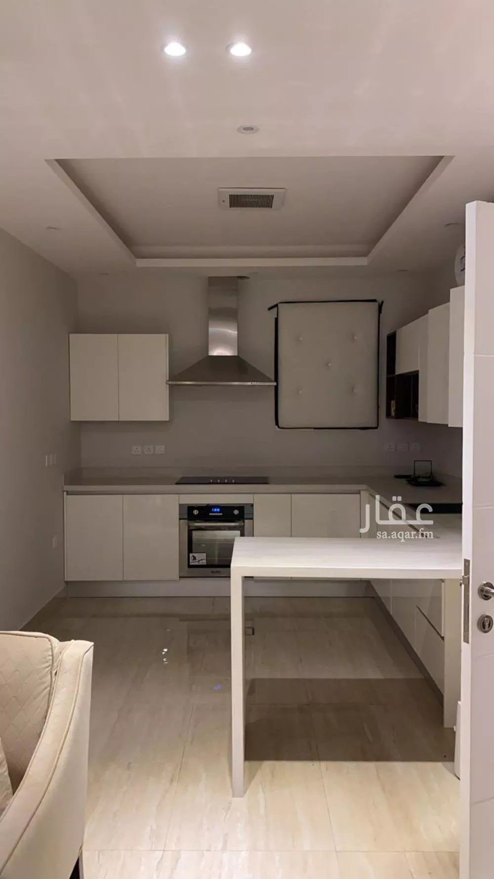 شقة 3 غرف في الملقا 4
