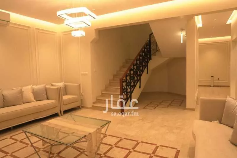 فيلا 7 غرف في الرائد 2