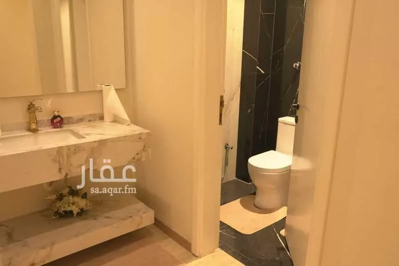 فيلا 7 غرف في الرائد 5