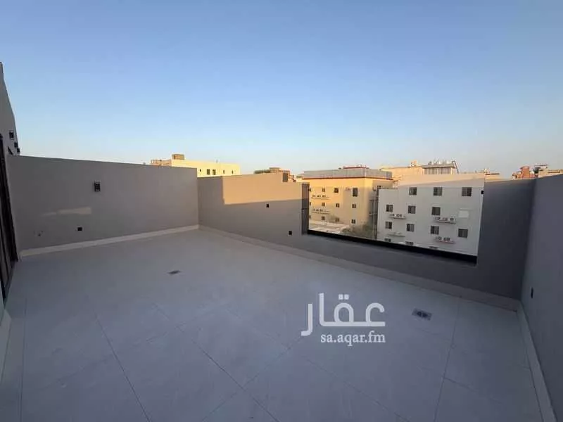 شقة 5 غرف في النهضة 17